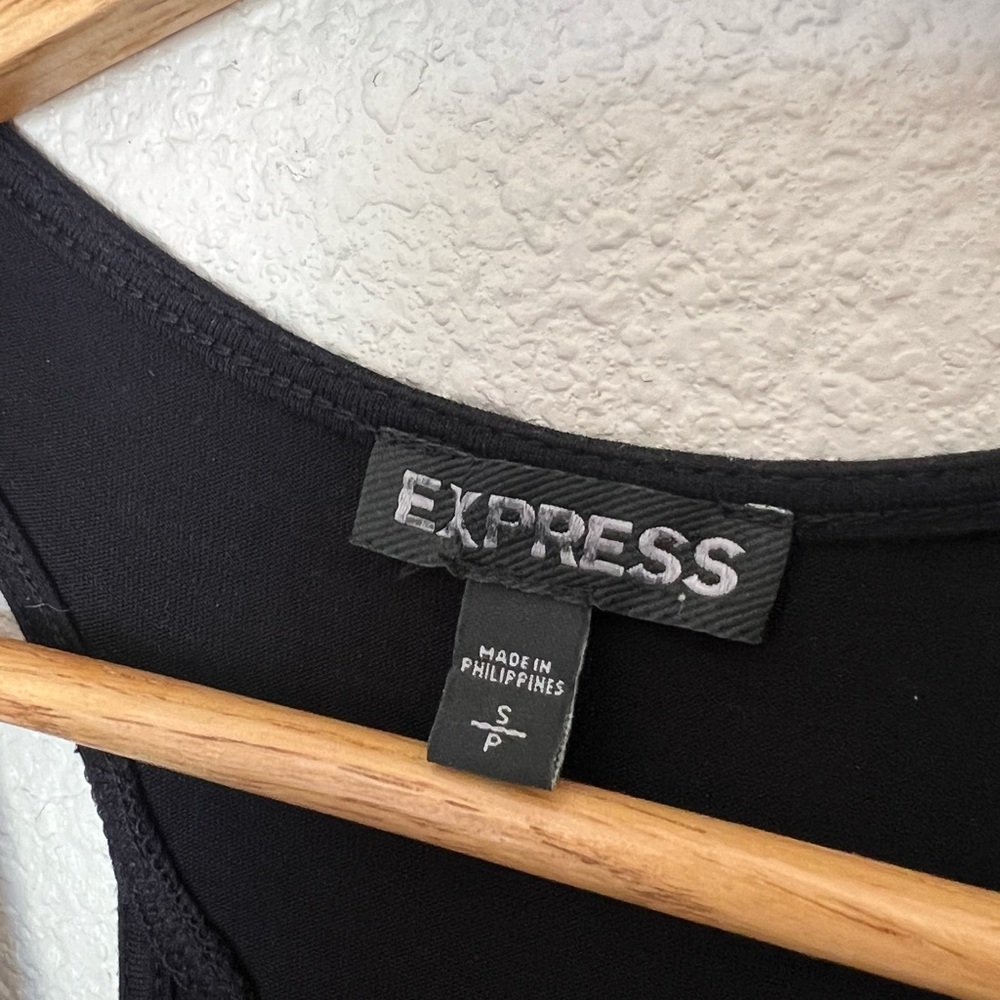 Express | Black Wrap Tank - Picture 7 of 10